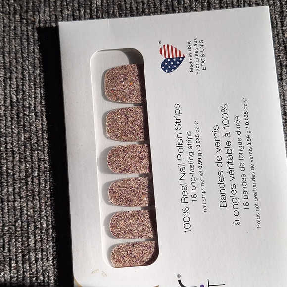 Color Street nail polish Strips - Picture 3 of 3